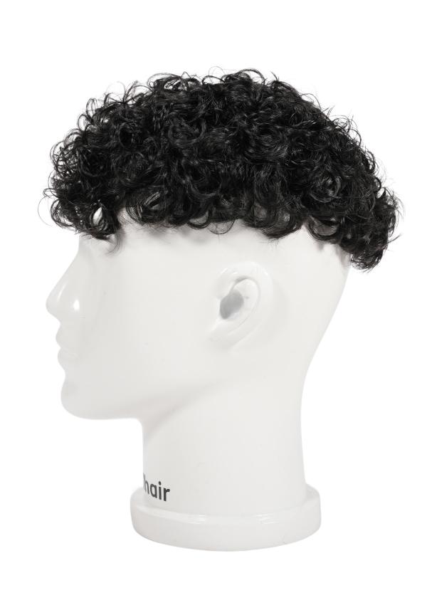 Prótesis capilar de skin con permanente en el cabello. Rizo de 20mm. cabello natural y realista