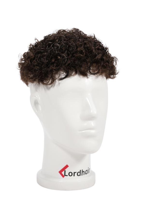 Prótesis capilar de skin con permanente en el cabello. Rizo de 15mm. cabello natural y realista