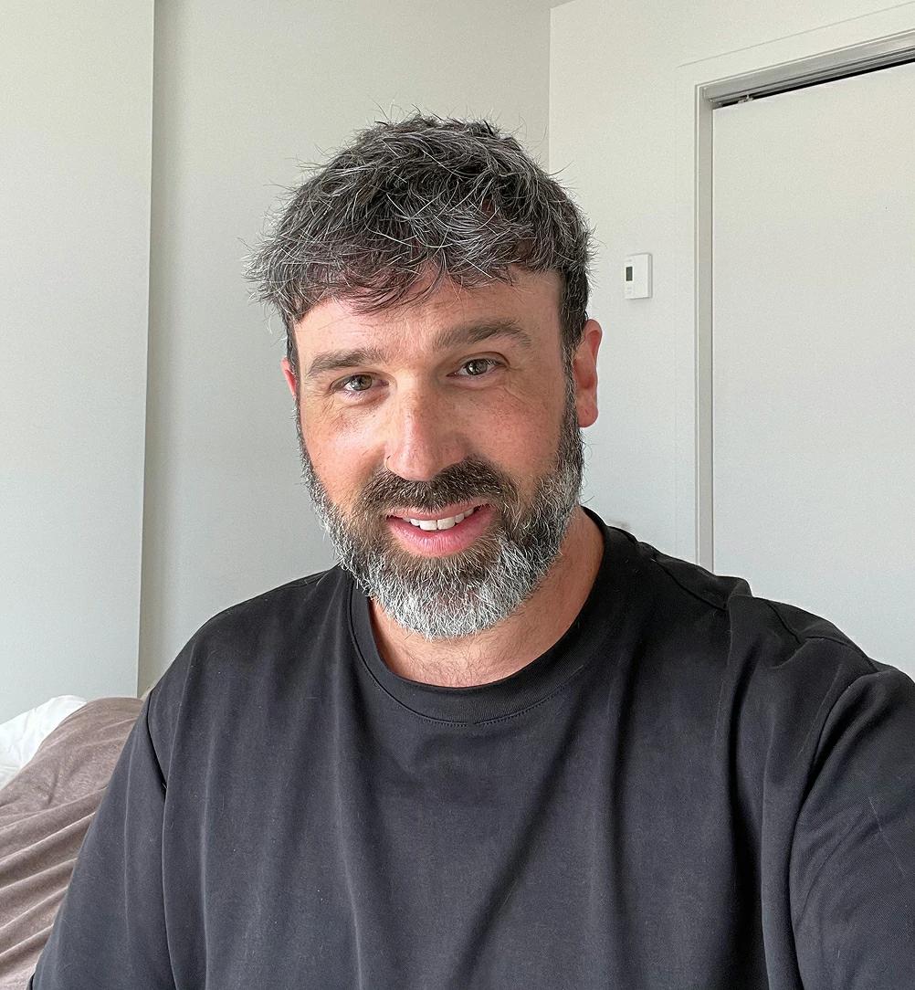 Man wearing Lordhair gray hair system naturally