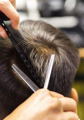 Servicio de Reducción de Densidad de Cabello en Prótesis Capilares y Pelucas