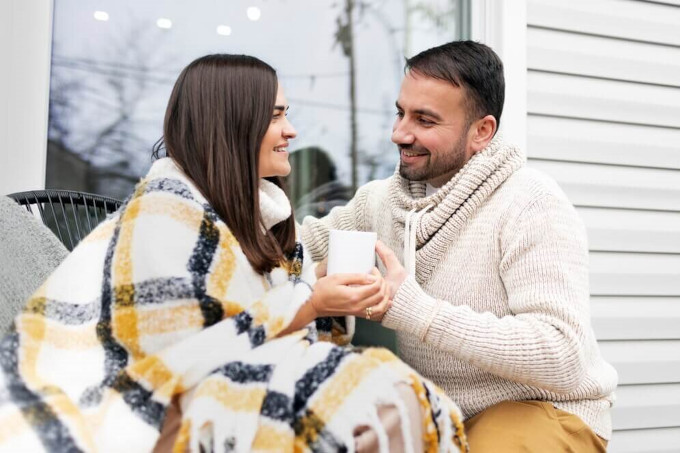 El momento adecuado para hablar con tu pareja sobre la pérdida de cabello