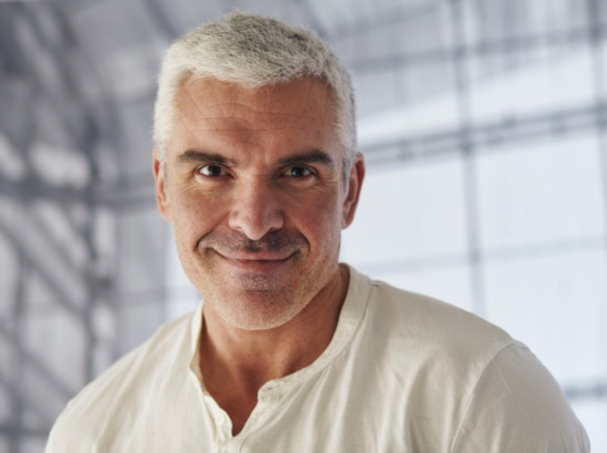 Estilo de cabello para hombres mayores