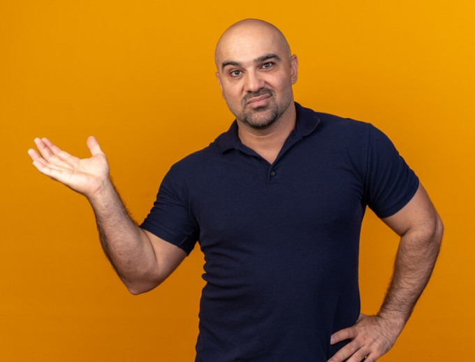 Está bien mantener en privado la pérdida de cabello y el uso de prótesis capilar?