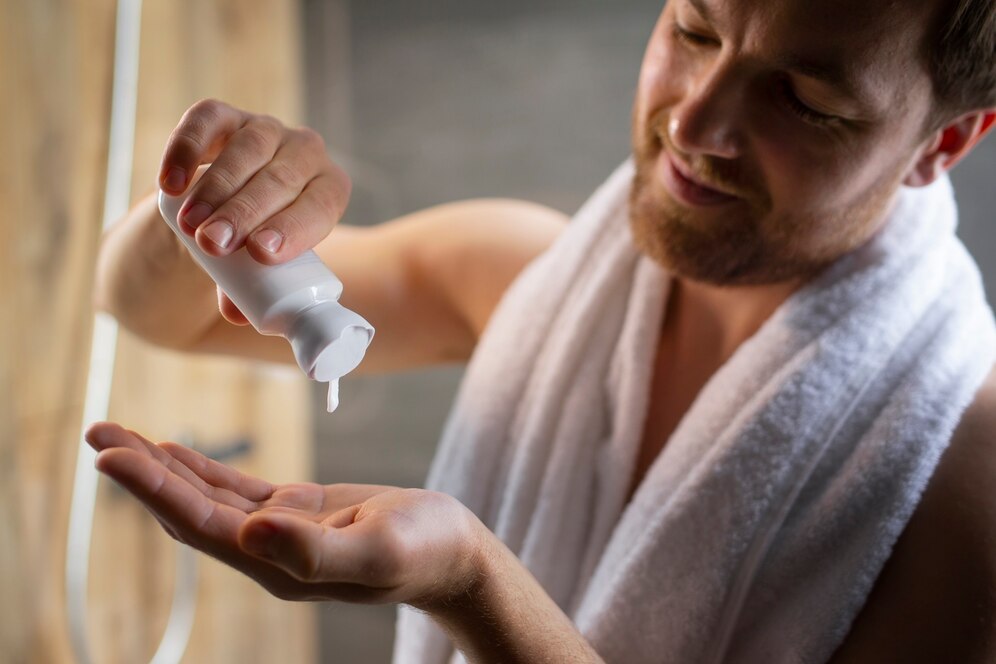 Selecciona productos libres de químicos que puedan dañar tu cuero cabelludo