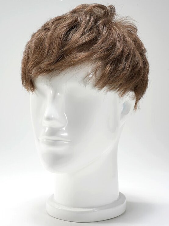 protesis capilar con estilo de cabello con flequillo